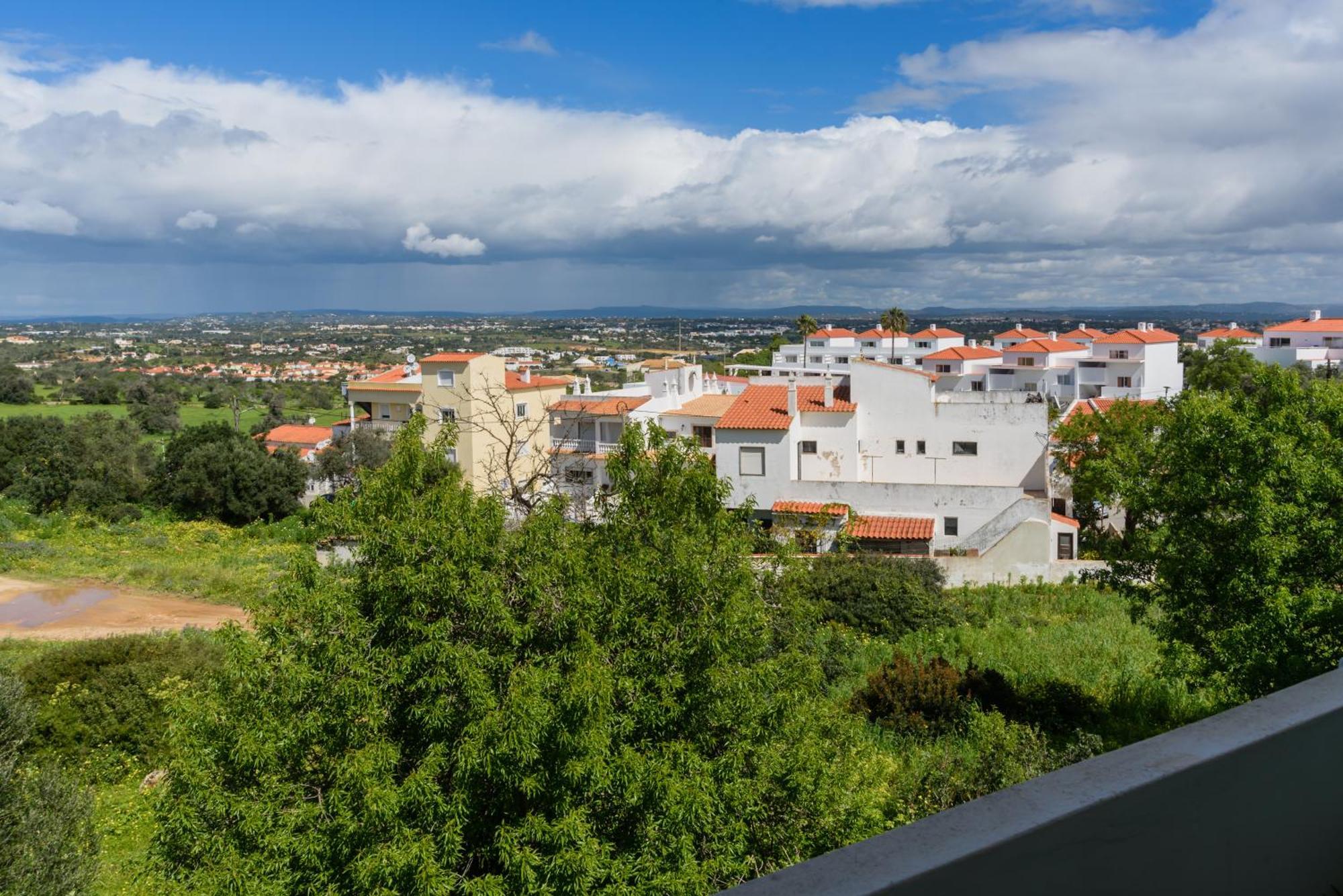 Hillside Studio With Sea View & Fibre Internet Albufeira Exterior photo
